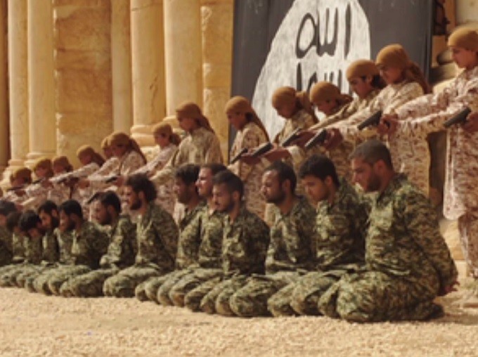 ISIS child recruits were made to murder 25 soldiers in 2015.