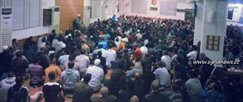 Wahhabi cleric Assir's gathering in his mosque in Sidon