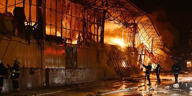 yangin turkish bazaar on fire