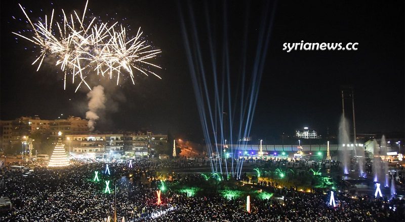 Syrians celebrate Christmas in Damascus Abbasid Square