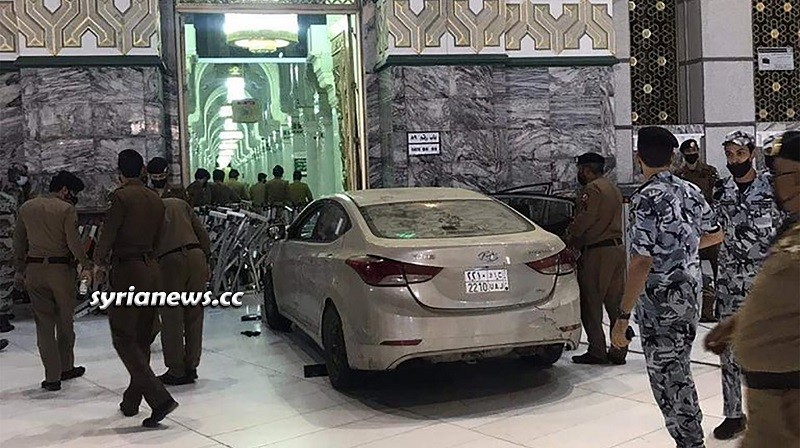 Saudi driver rammed his car into Gate 89 of Masjid Haram - Mecca