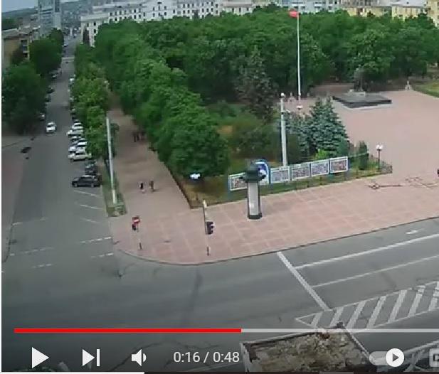 Bomb from Kiev, Ukraine aircraft hits downtown Luhansk, near the administration building.