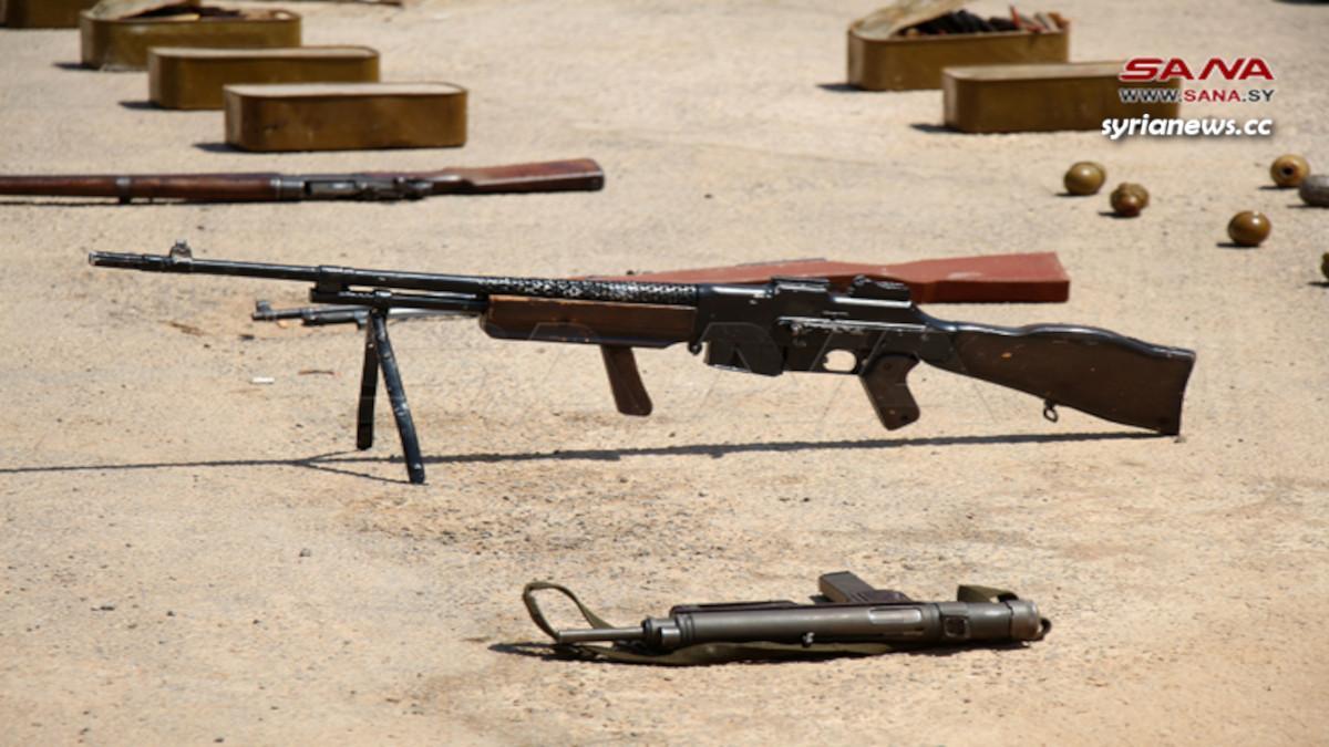 Syrian security seize ISIS weapons and munition in Daraa countryside