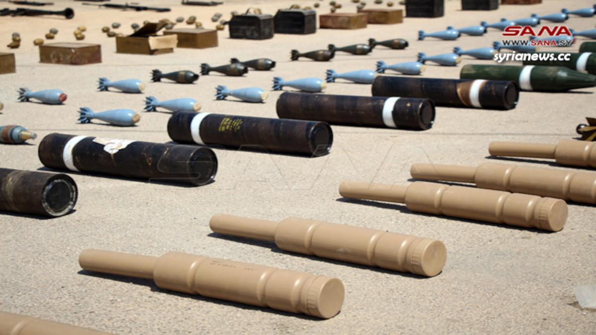 Syrian security seize ISIS weapons and munition in Daraa countryside